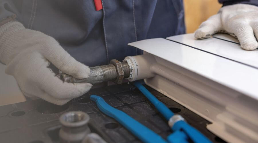 Expert burst pipe repair services in Erie, IL